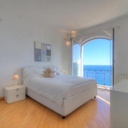 Villa Ischia Attico Sul Mare A Verezzi Borgio Verezzi Exteriér fotografie